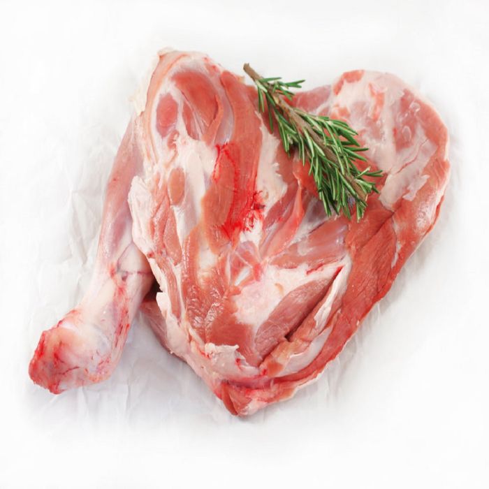 Natural Grazed Fresh Mutton Shoulder Small Cubes 1kg_0